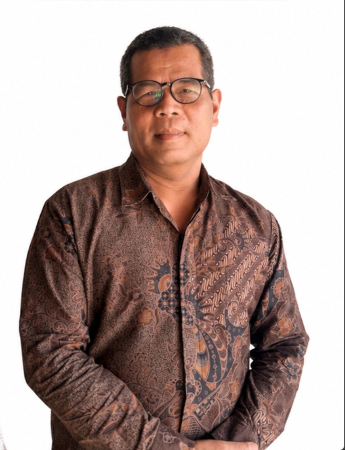 Foto Mahmudi, Kepala Desa Sangge